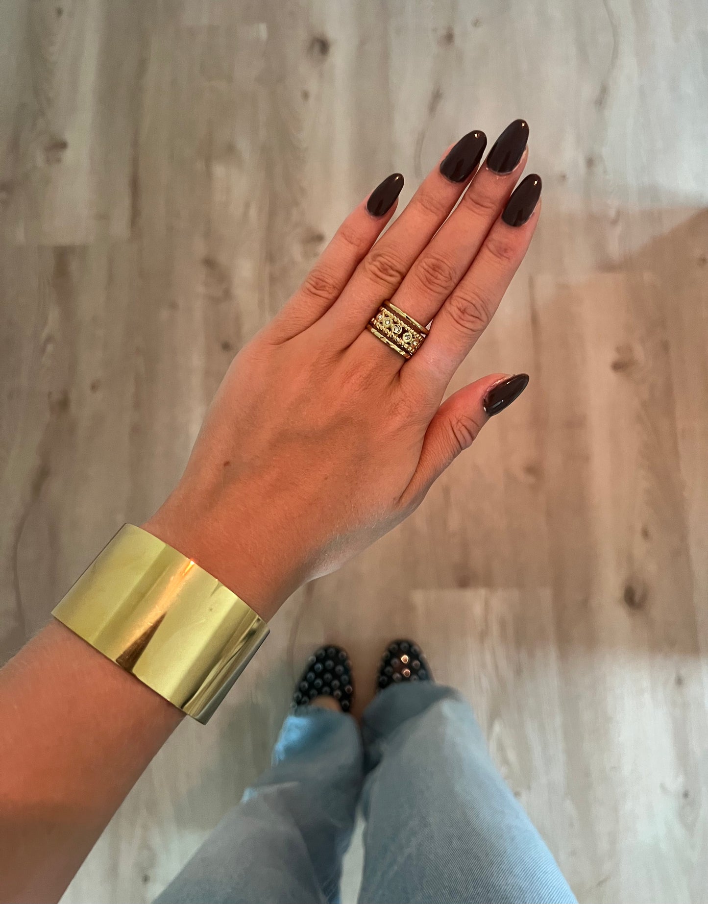 IVA RING